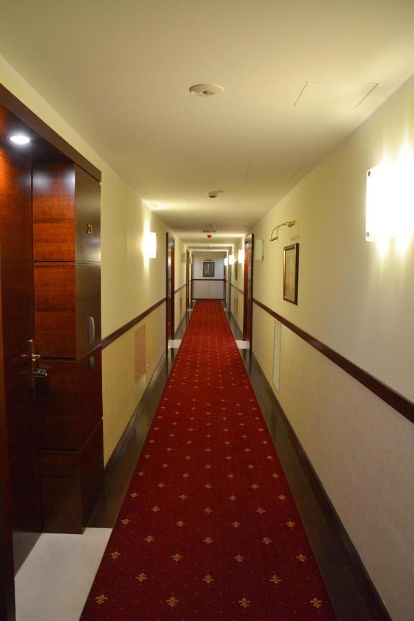 Azyl Apartments Varšava Exteriér fotografie