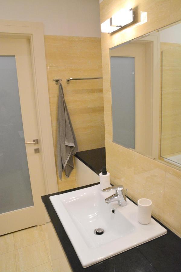 Azyl Apartments Varšava Exteriér fotografie