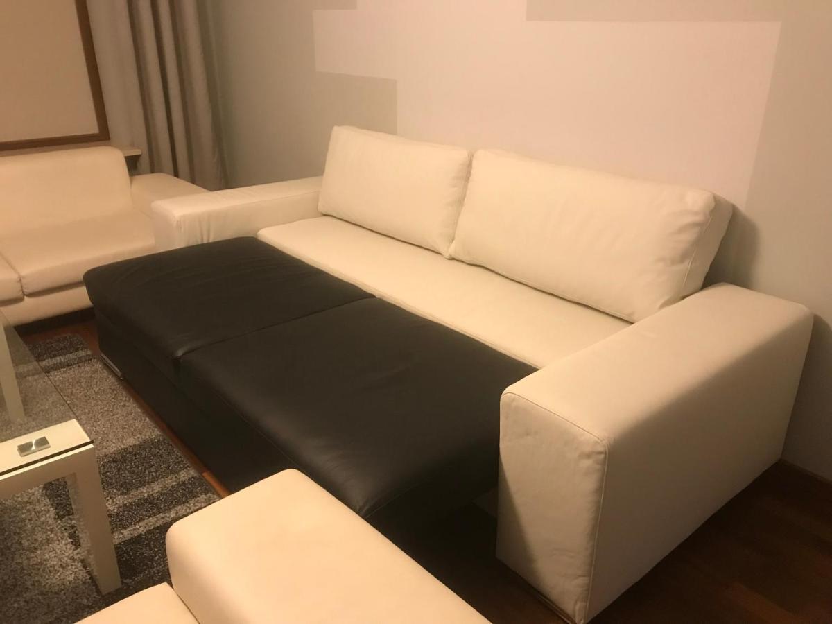 Azyl Apartments Varšava Exteriér fotografie